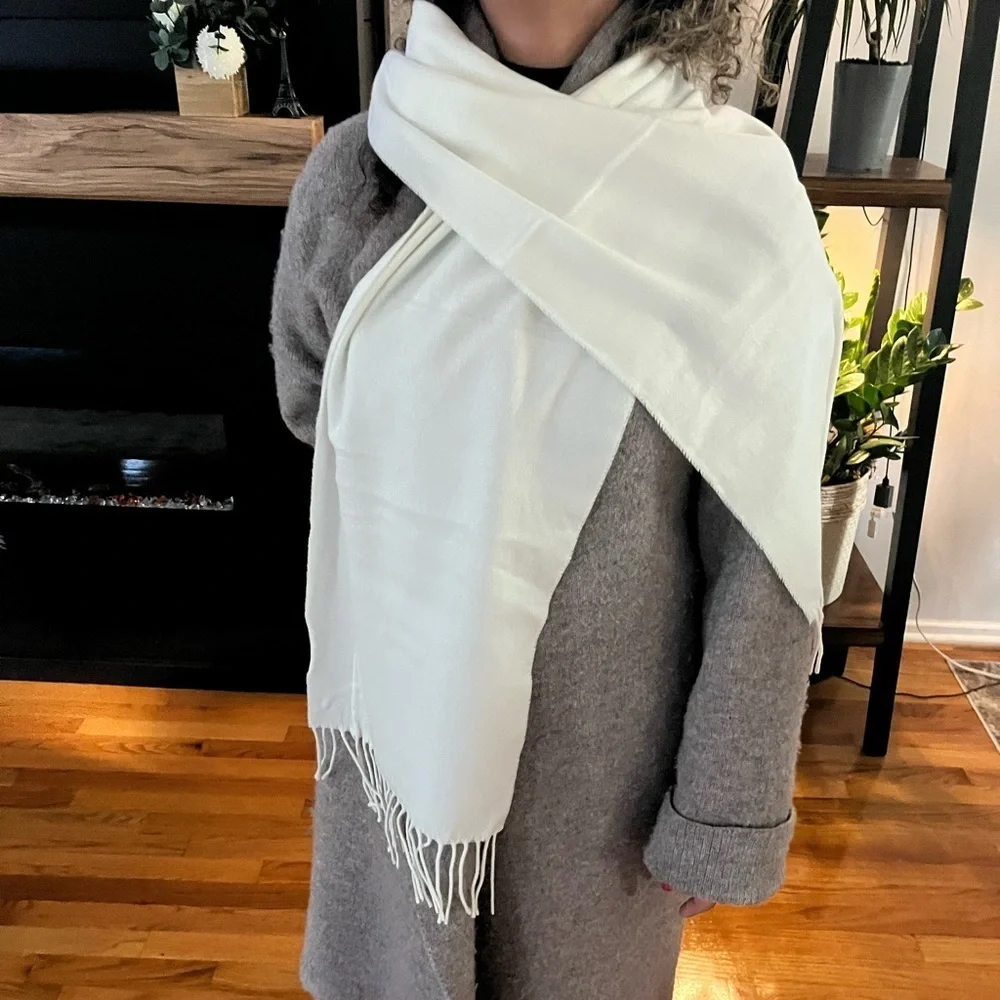 Steve Madden Womens Scarf Ivory White Mid Weight Muffler Fringe